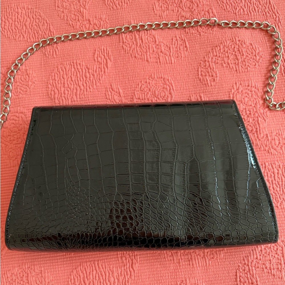 NWOT Poppie Jones black faux leather/vegan alligator clutch/crossbody bag - Picture 5 of 8